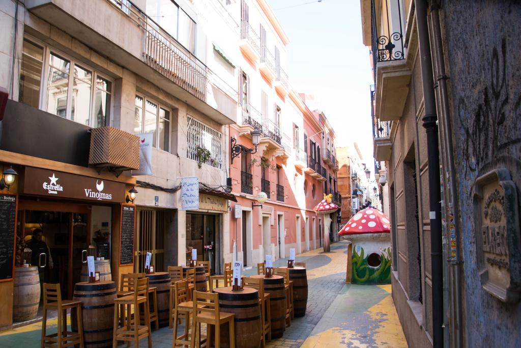 Beach & Urban Attic Alicante Room photo